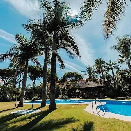 Daire Atico De 4b/4d Mimosas De Banus Marbella